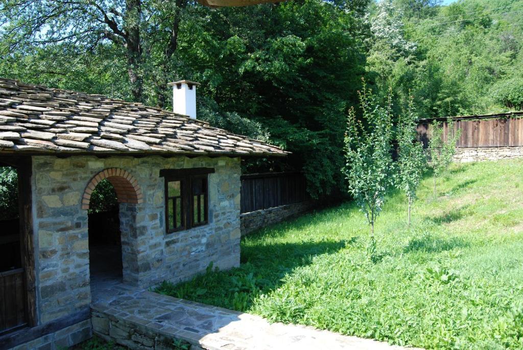 Къща Балканец Balkanets (Lovech) エクステリア 写真